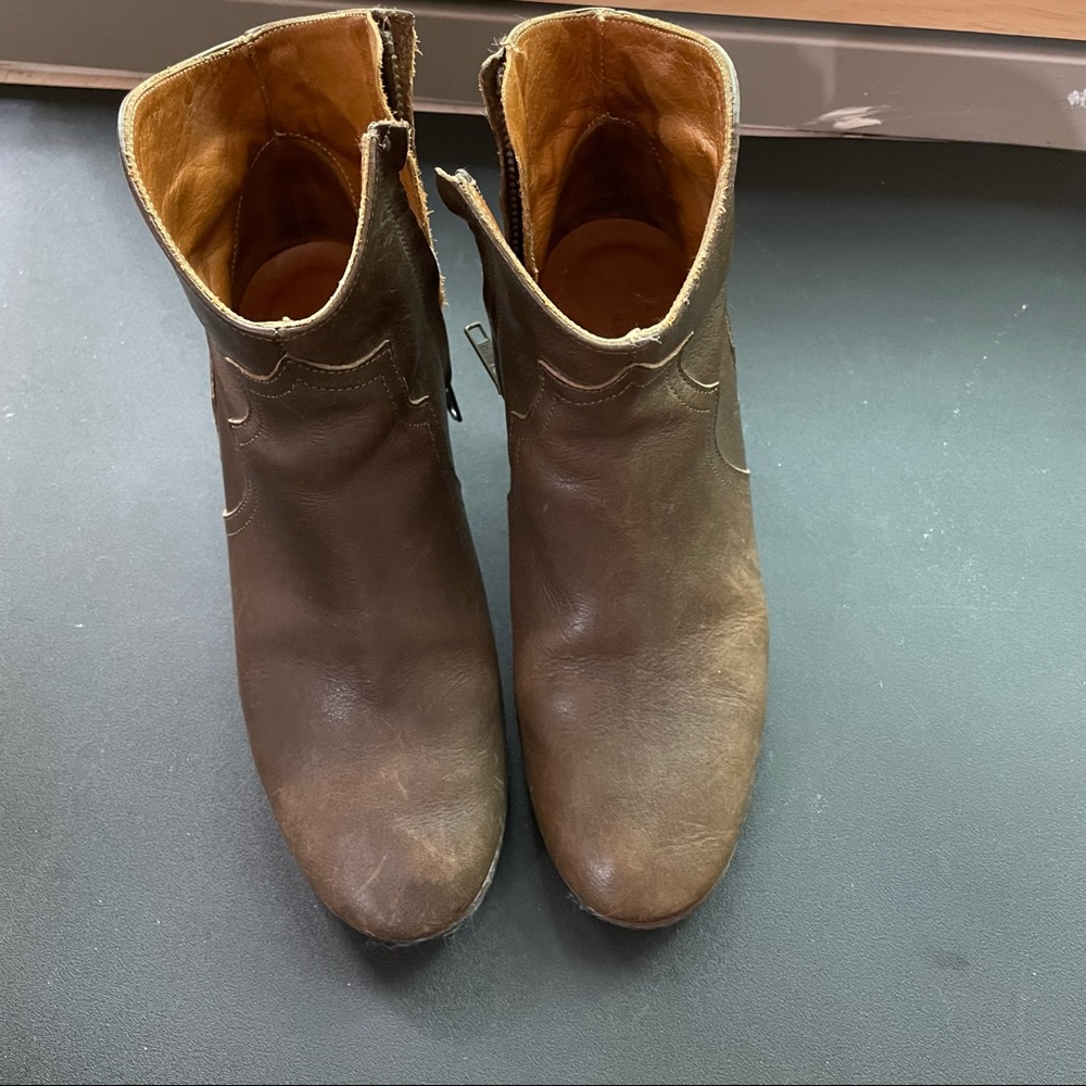 Isabel Marant Dicker leather booties - French size 37.